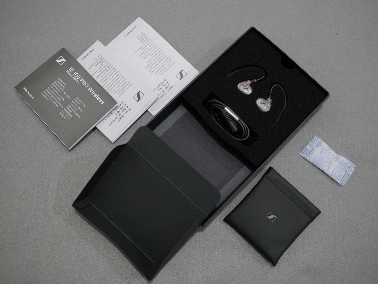 IE 100 PRO 付属品